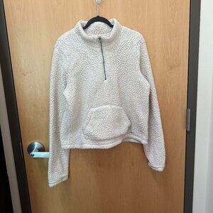 Hollister sherpa half zip pullover white womens L